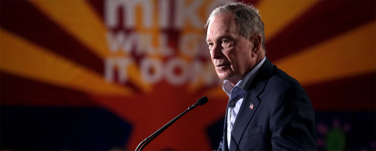 Der Präsidentschaftskandidat Michael Bloomberg hält eine Rede in Nevada.