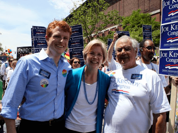 Joe Kennedy zusammen mit US-Senatorin Elizabeth Warren, die Ed Markey im Vorwahlkampf unterstützt.