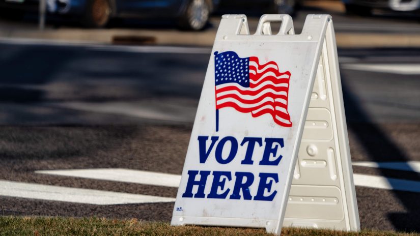 Einfahrt zu einem Wahllokal in Minnesota bei den US-Wahlen 2020.