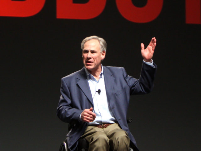Greg Abbott hält 2012 eine Rede in Arizona.